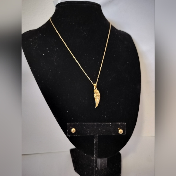 Feather style necklace - Picture 1 of 1